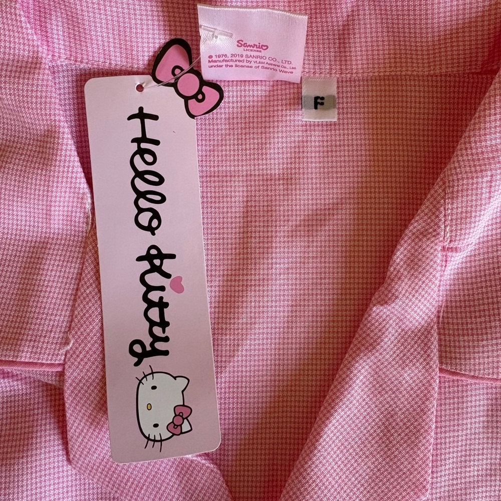 Sanrio Pink Hello Kitty Pajama Set - Picture 4 of 11